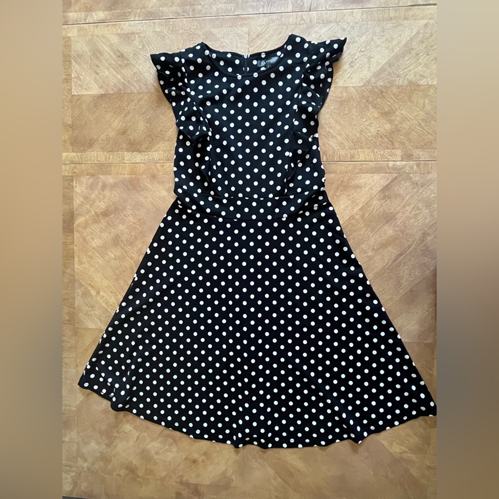 Amazon Black & White Sleeveless A-Line Mini Dress | Size L
